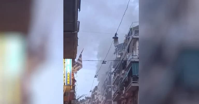 Φωτιά σε διαμέρισμα στην Κυψέλη, κινητοποίηση Πυροσβεστικής
