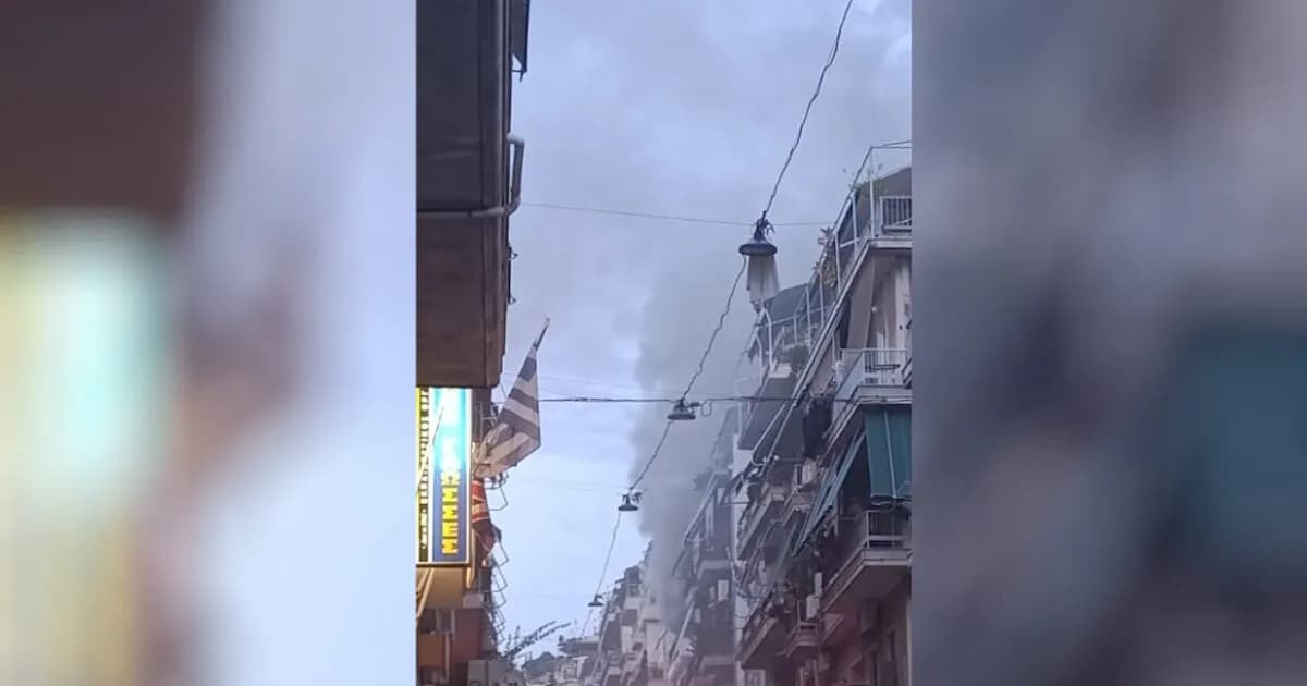 Φωτιά σε διαμέρισμα στην Κυψέλη, κινητοποίηση Πυροσβεστικής