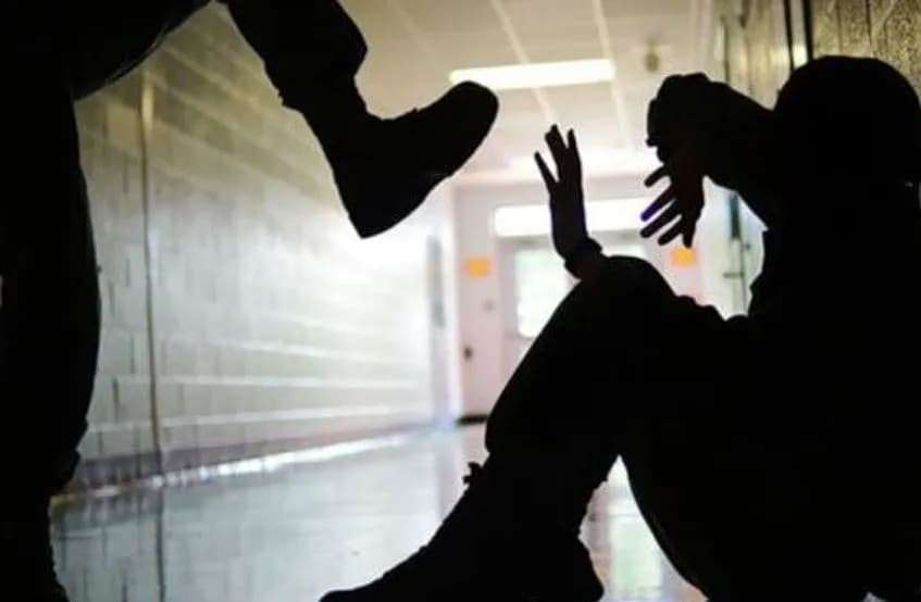 Βριλήσσια: 14χρονος στο αυτόφωρο για τον ξυλοδαρμό συμμαθητή