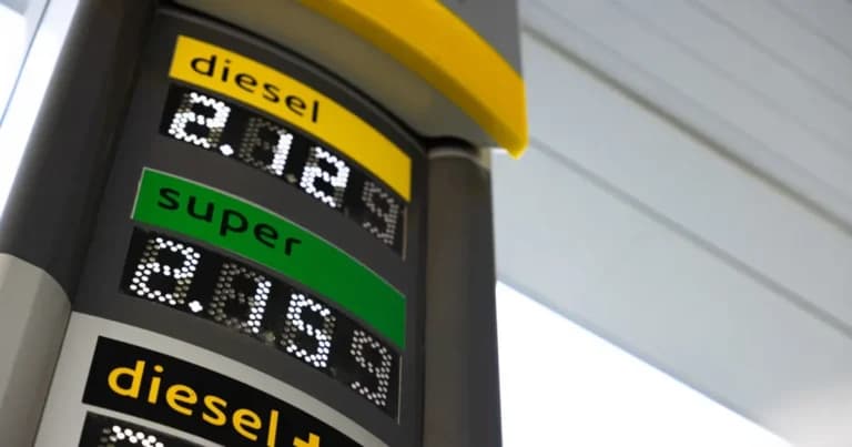 Οι τιμές ενέργειας εκτοξεύονται σε καύσιμα και ρεύμα
