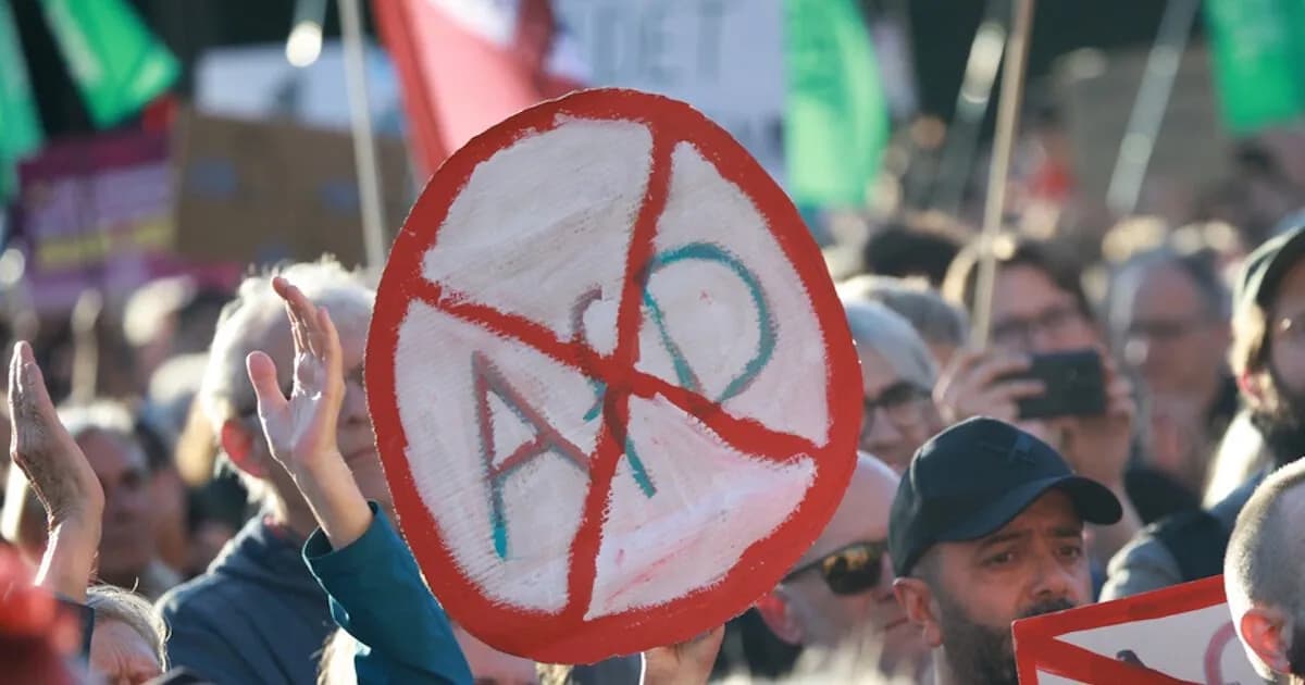 Χιλιάδες διαδηλωτές συγκεντρώθηκαν στο Βερολίνο κατά της AfD