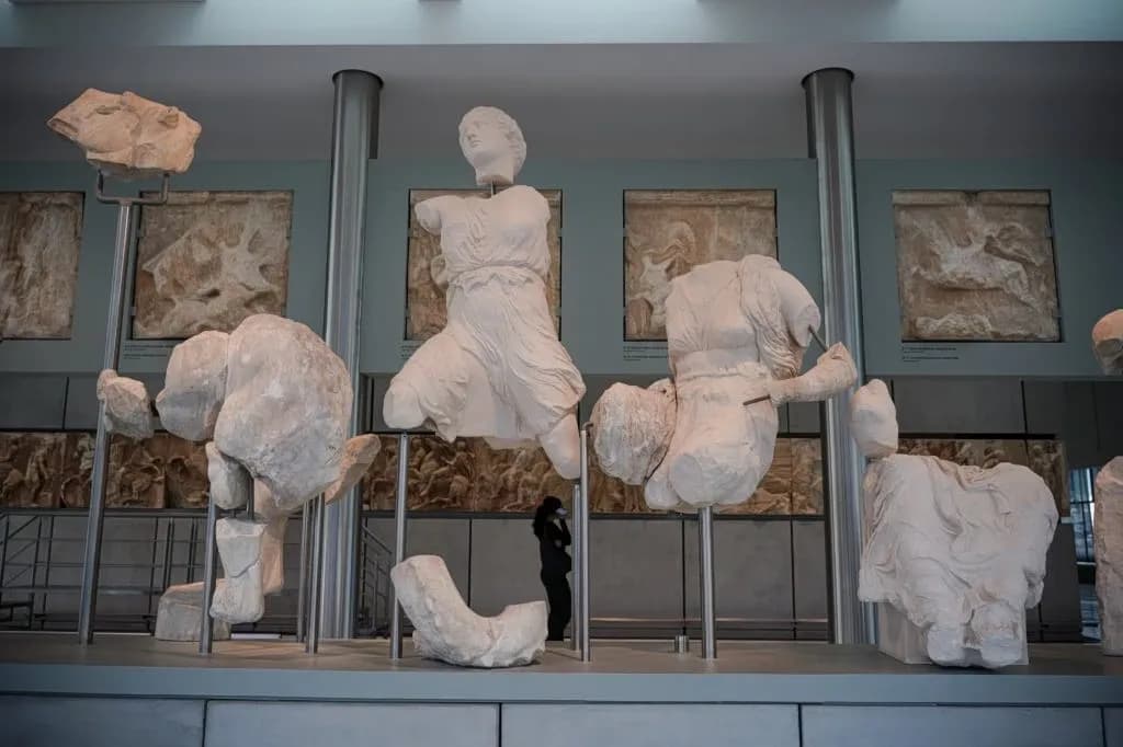 Τα Γλυπτά του Παρθενώνα στη Γερμανία, όχι η Ελλάδα