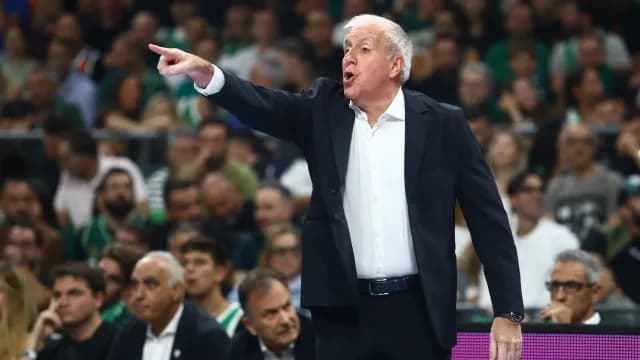 Ο Ομπράντοβιτς πανηγύρισε τη νίκη του Παναθηναϊκού