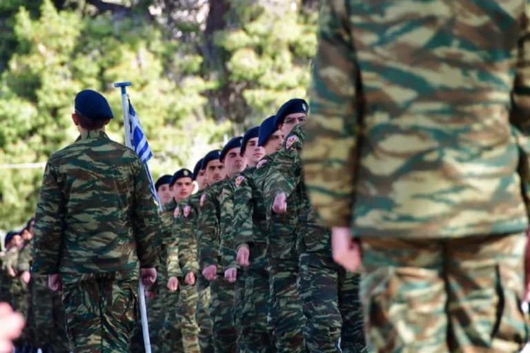 Το ΓΕΣ στέλνει 100.000 SMS για Ειδικά Φύλλα Πορείας