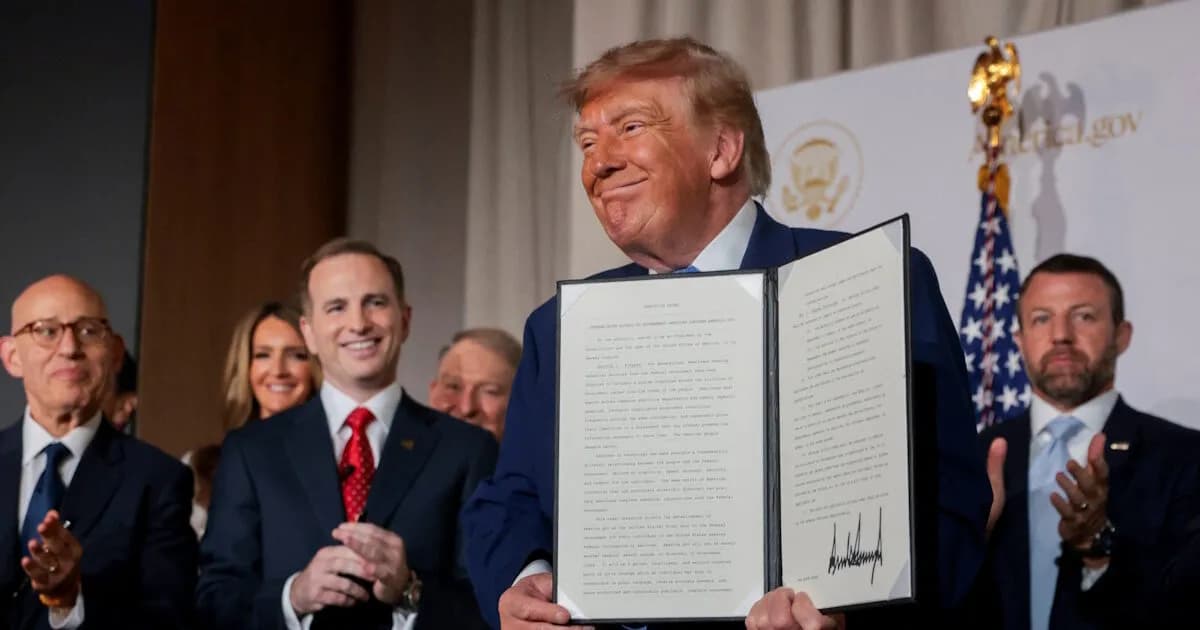 Ο Τραμπ παρουσιάζει το America.gov με τεχνητή νοημοσύνη
