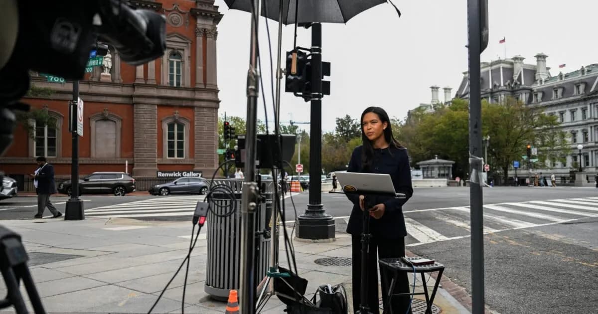 Το CNN, το MS NOW και το Politico μηνύουν τον Τραμπ