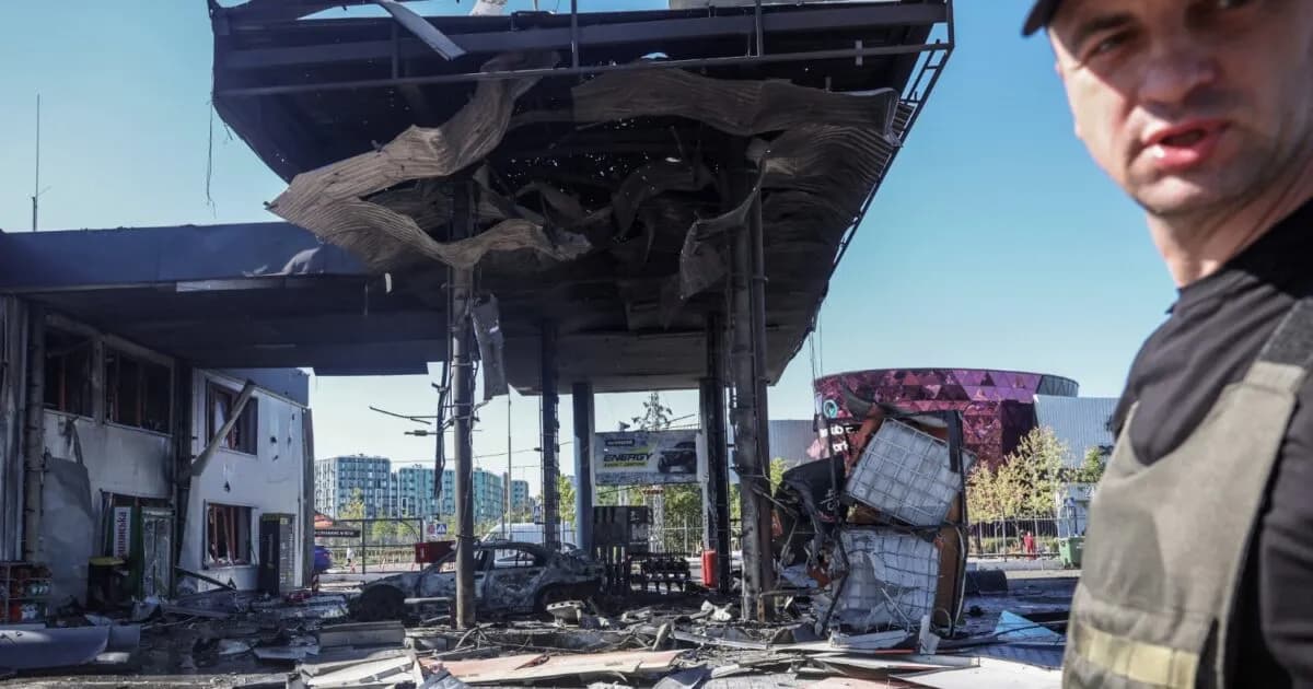 Η Ρωσία εντείνει τα πλήγματα στο Κίεβο πριν τις εκλογές