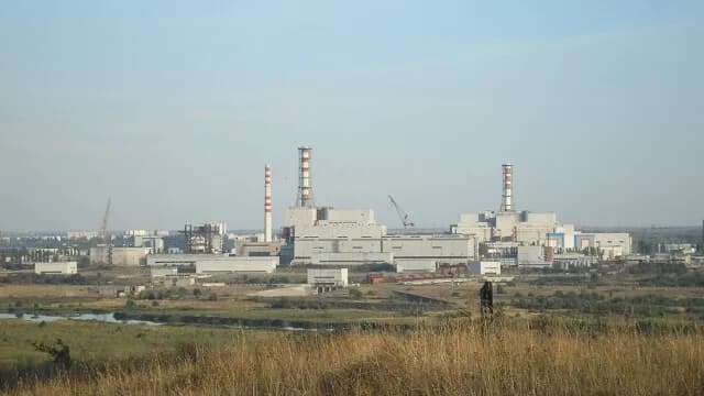 Drone χτύπησε πύργο ψύξης στον πυρηνικό σταθμό Κουρσκ