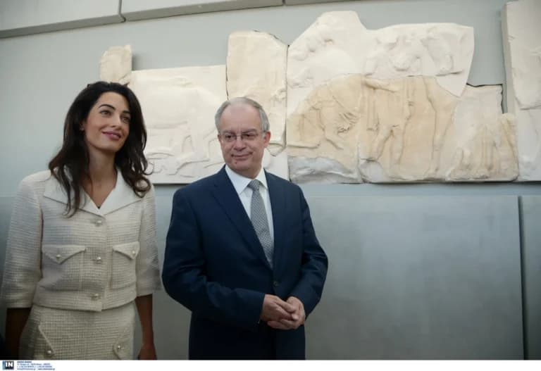 Η Αμάλ Κλούνεϊ στην Αθήνα: Συνάντηση με τον Τασούλα