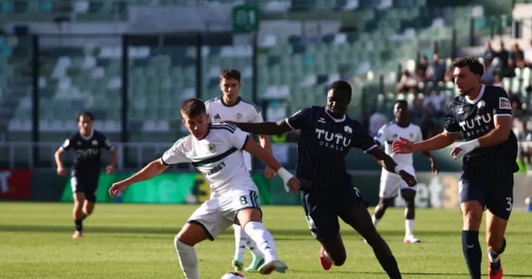 Ο Αστέρας Τρίπολης νίκησε 3-0 τη Νίκη Βόλου στο Κύπελλο