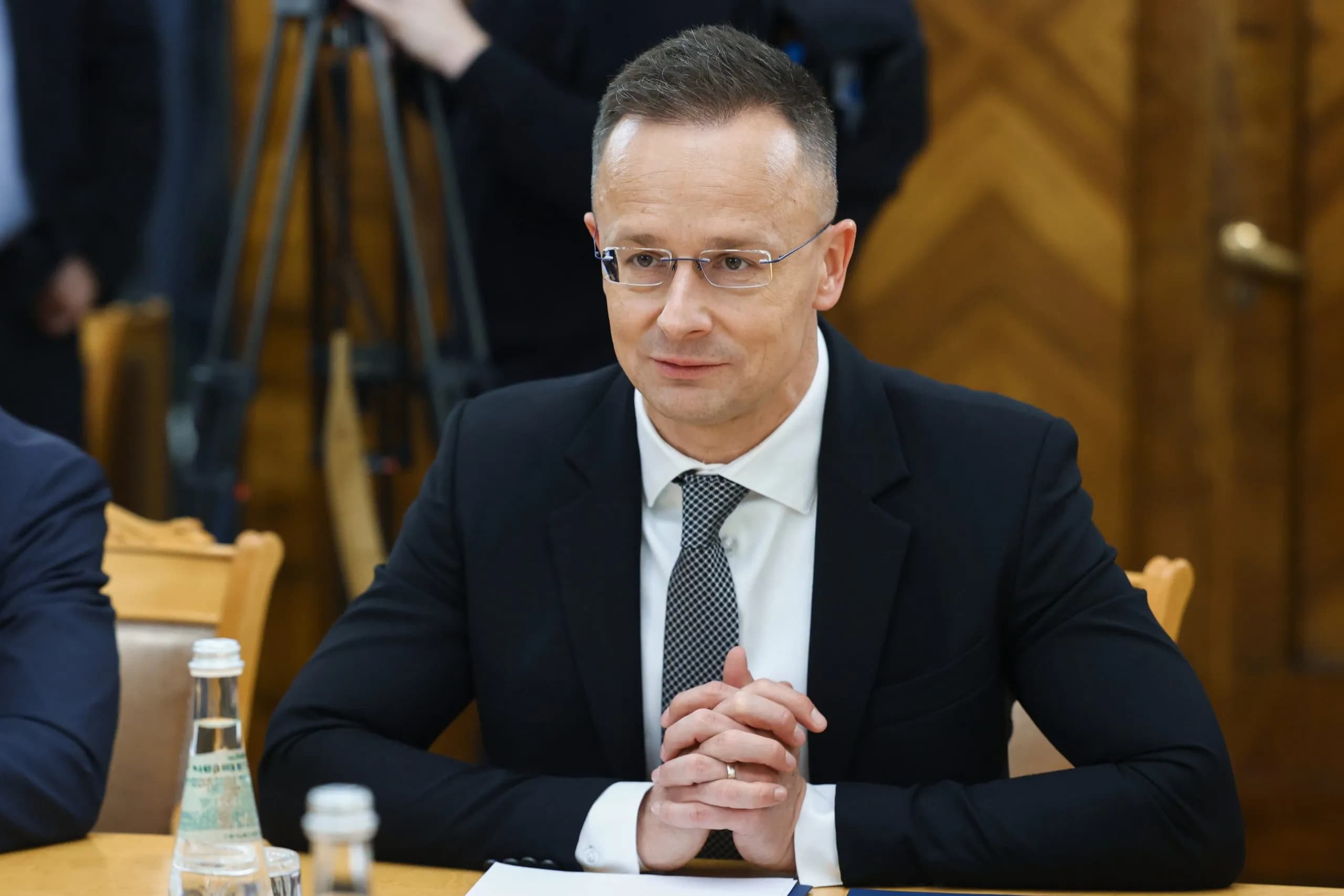 Η Ουγγαρία κατέθεσε μηνυτήρια αναφορά κατά του Σιγιάρτο