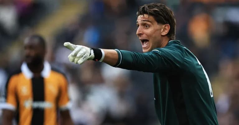 Ο Τζολάκης «τοίχος» στην Premier League με τη Χαλ