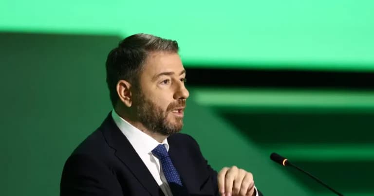 Ο Ανδρουλάκης θέτει όρο: πρώτο κόμμα το ΠΑΣΟΚ για αλλαγή