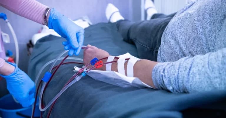 Πλασμαφαίρεση χωρίς άδεια: Κενό μετά τον θάνατο Μαζωνάκη