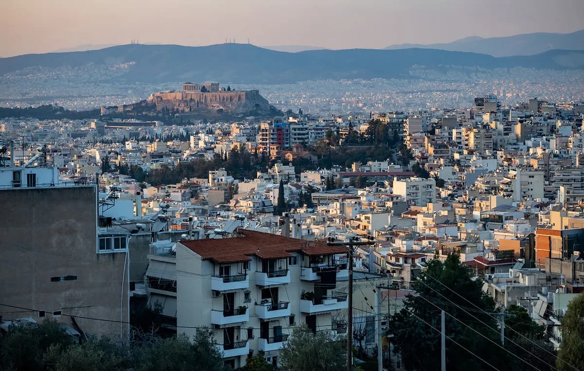 Οι γονικές παροχές ακινήτων εκτινάσσουν τα έσοδα της ΑΑΔΕ