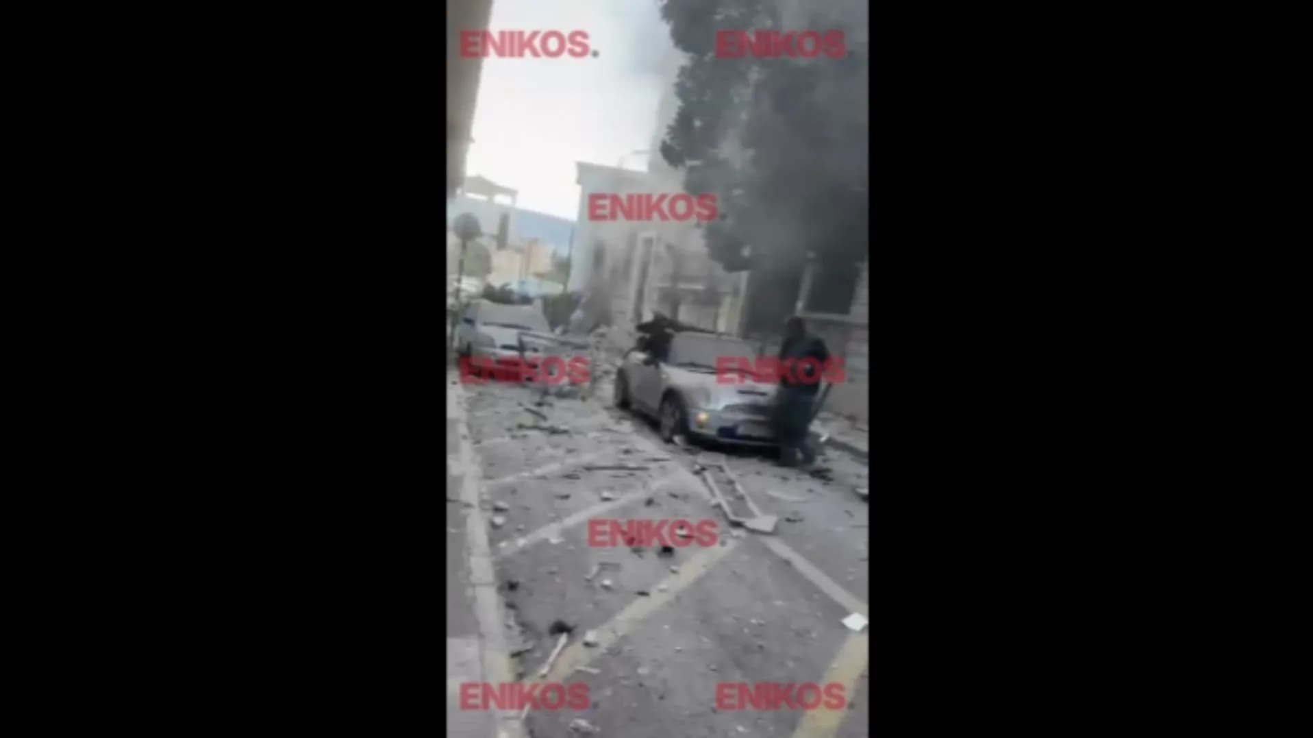Έκρηξη στην Πλάκα: Πέντε αγνοούμενοι στα συντρίμμια κτιρίου