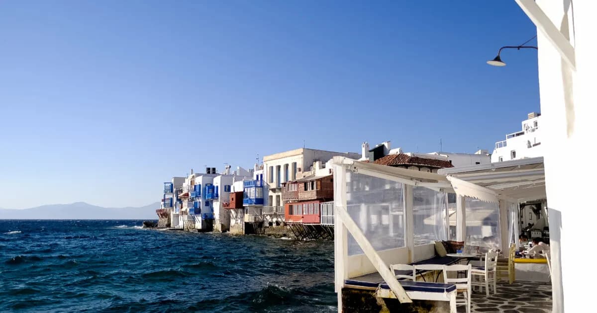 Ο γνωστός κομμωτής κατηγορείται για κλοπή στη Μύκονο