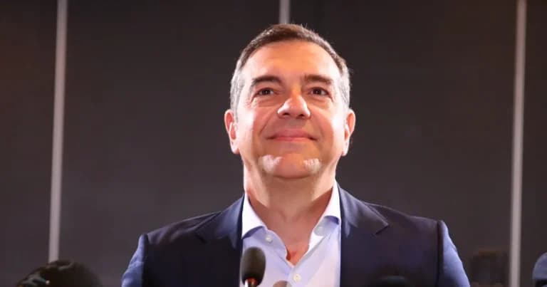 Η ΕΛ.Α.Σ. στρέφει τη μάχη σε μισθούς, ακρίβεια και στέγη