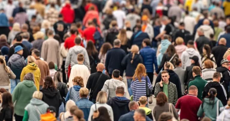 Οι αυξήσεις συντάξεων φέρνουν έως 849 ευρώ το 2027