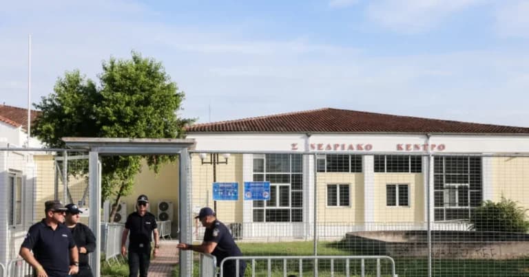 Η δίκη για τα Τέμπη συνεχίζεται σήμερα Δευτέρα στη Λάρισα