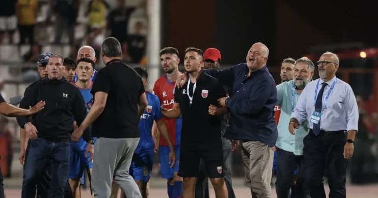 Ένταση Μπέος-Μπρινιόλι μετά τη νίκη της ΑΕΚ επί του Βόλου