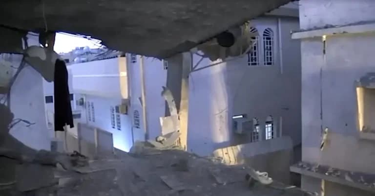 Οι Χούθι χτύπησαν με πύραυλο τη νότια Σαουδική Αραβία