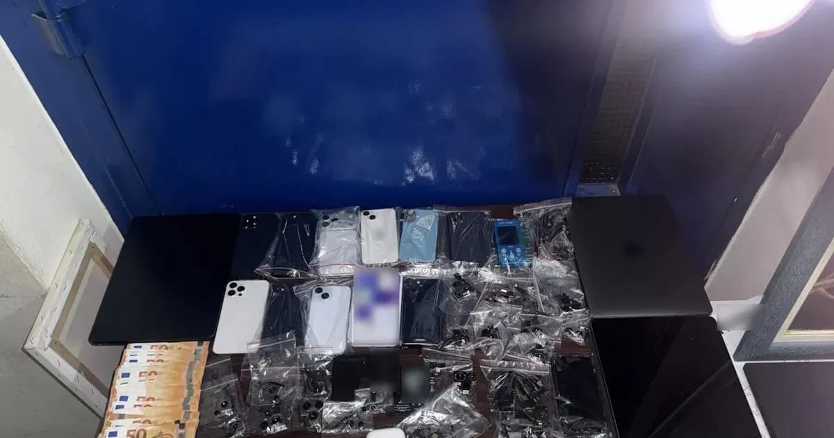 Σύλληψη δύο αλλοδαπών με κλεμμένες ηλεκτρονικές συσκευές