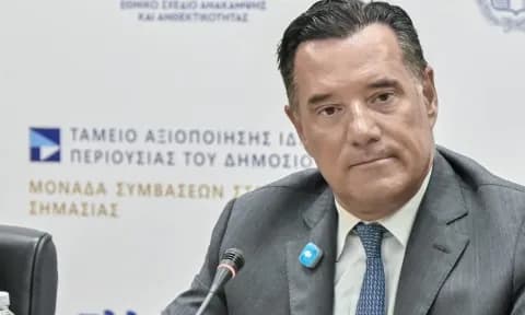 «Γιατί τον Μαζωνάκη και όχι τον Άδωνι»: Οργή Γεωργιάδη