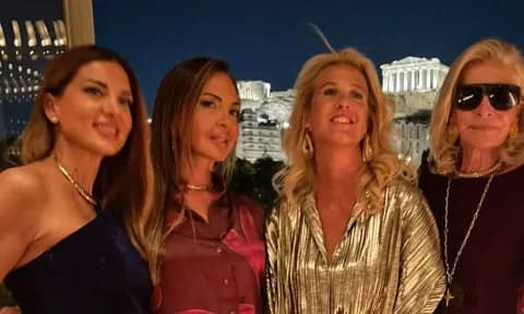 Ζουγανέλη-Σταθοκωστοπούλου: Δείπνο στο Διόνυσος Zonar s