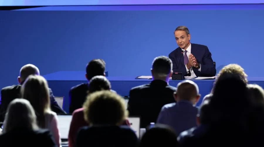 Ο Μητσοτάκης: Αυτοκριτική και μειώσεις φόρων στη ΔΕΘ
