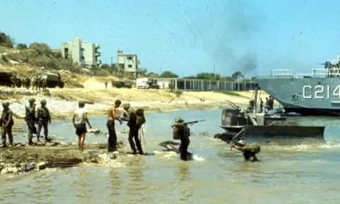 Πακιστάν, το Ιράν και η Λιβύη στήριξαν την εισβολή στο 74