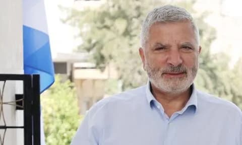 Πατούλης: «Είχαν βγάλει έξω τα μηχανήματα πλασμαφαίρεσης»