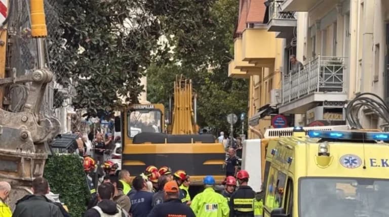 Πλάκα: Δύο ακόμη σοροί εντοπίστηκαν στα συντρίμμια