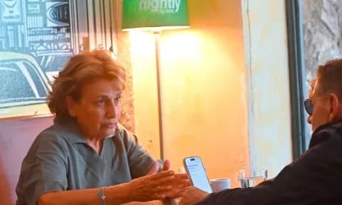 Η Κοτανίδου για Μαζωνάκη: Δεν χρειαζόταν πλασμαφαίρεση