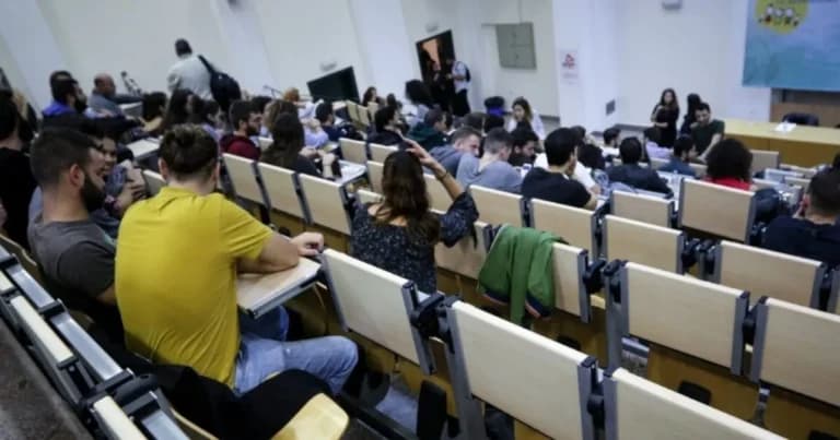 Λήγει σήμερα η προθεσμία εγγραφής επιτυχόντων στα ΑΕΙ