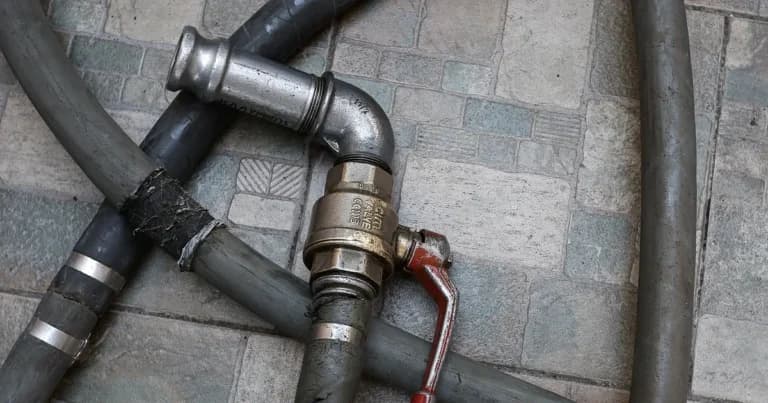 Η κυβέρνηση ετοιμάζει νέα μέτρα για το πετρέλαιο θέρμανσης