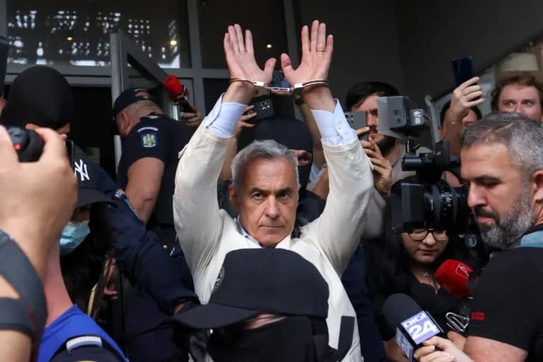Ο Καλίν Γκεοργκέσκου προφυλακίζεται για υπόθεση απάτης