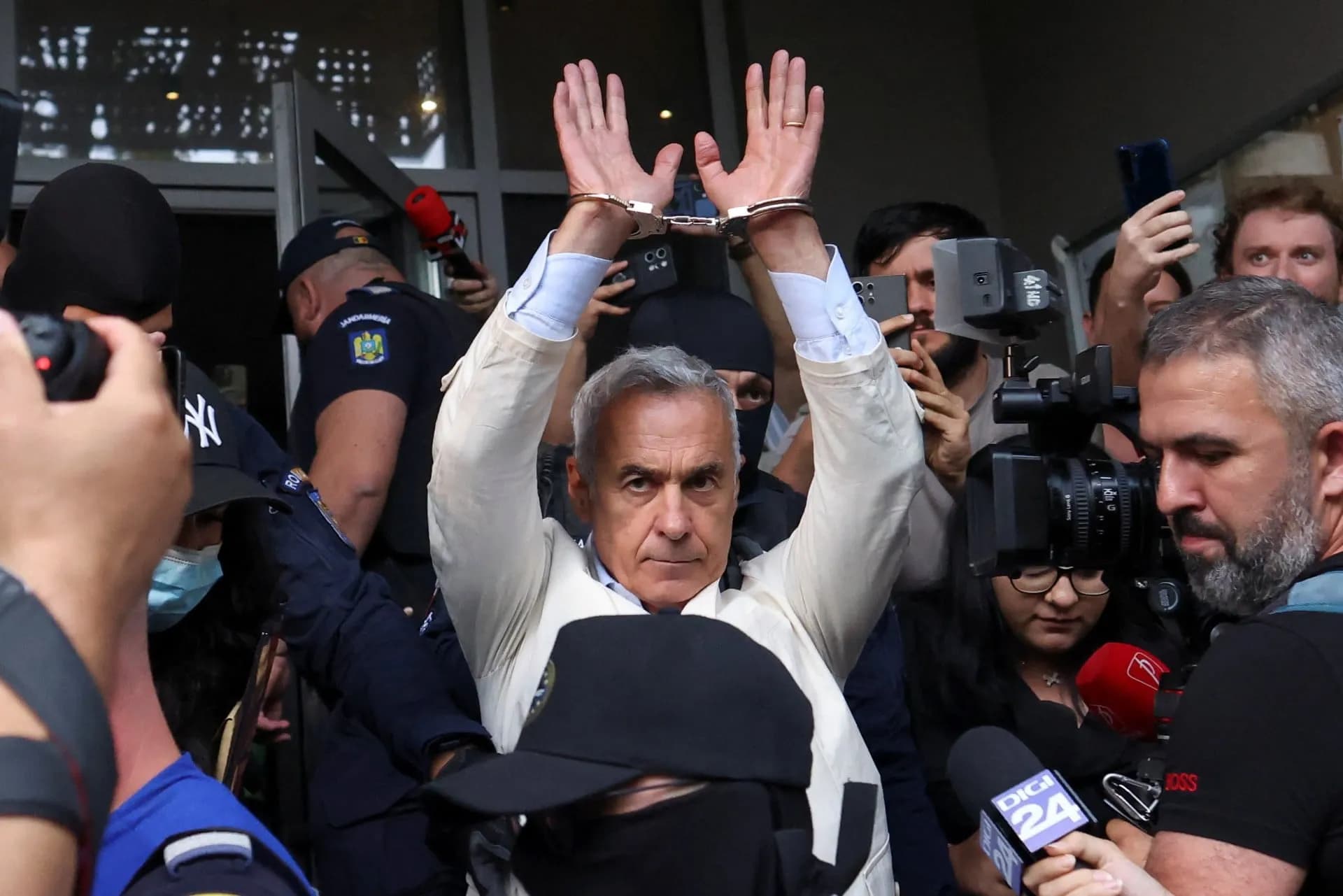 Ο Καλίν Γκεοργκέσκου προφυλακίζεται για υπόθεση απάτης
