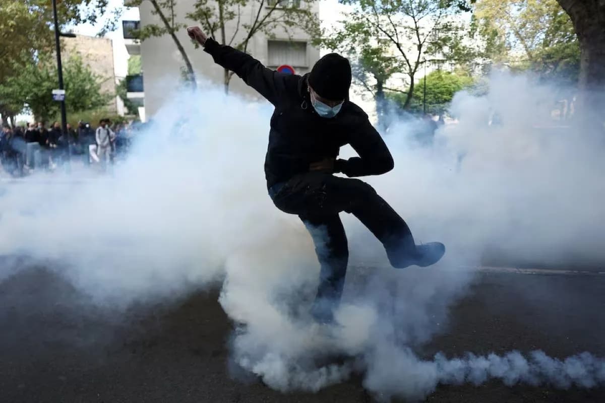 15χρονος μαθητής ακρωτηριάστηκε σε διαδηλώσεις στη Γαλλία
