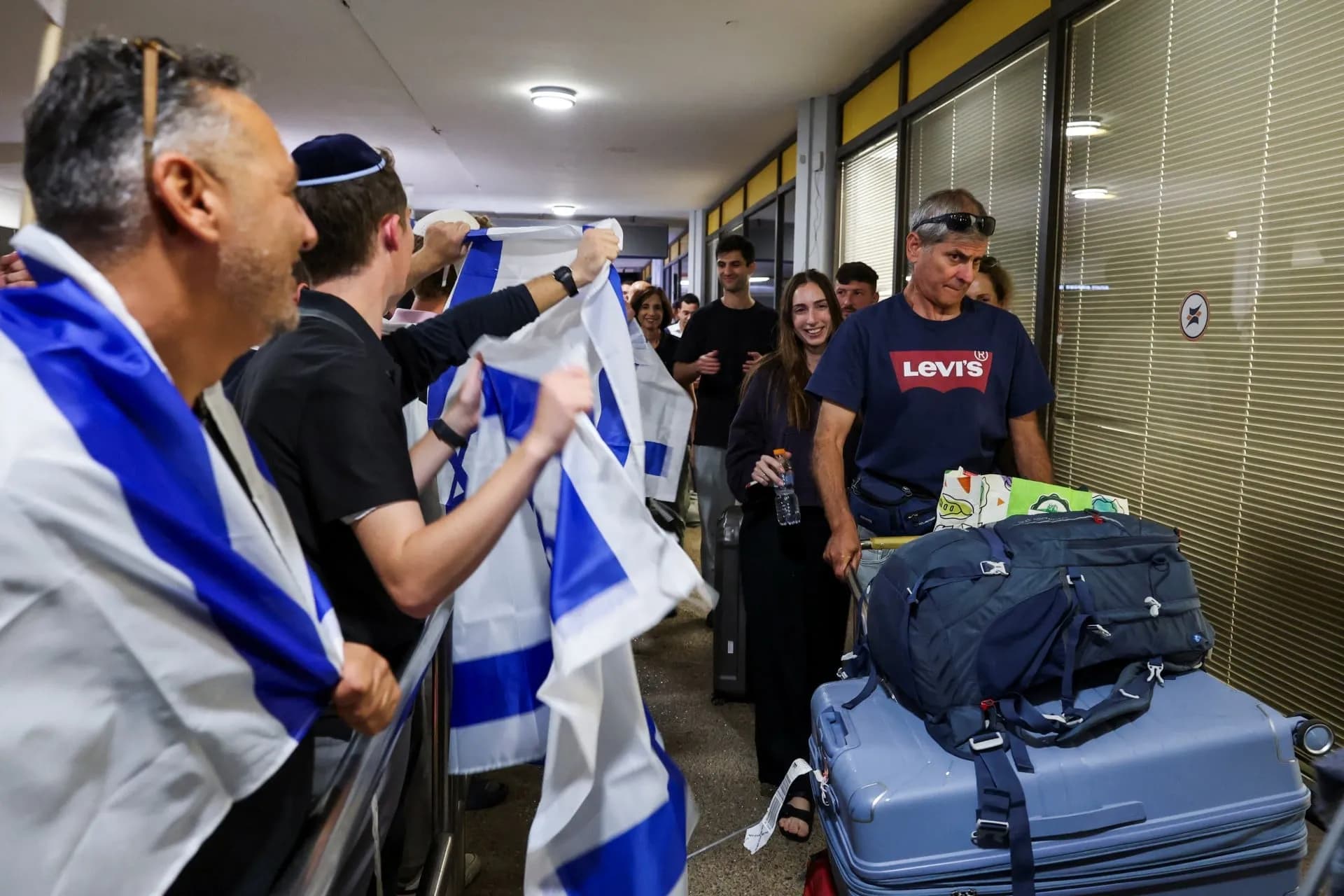 Πρώτη ισραηλινή πτήση από Ντουμπάι μετά την επίθεση