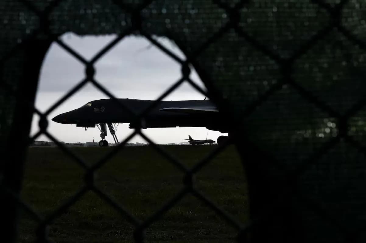 Οι ΗΠΑ αποσύρουν εσπευσμένα τα βομβαρδιστικά B-1 από Βρετανία