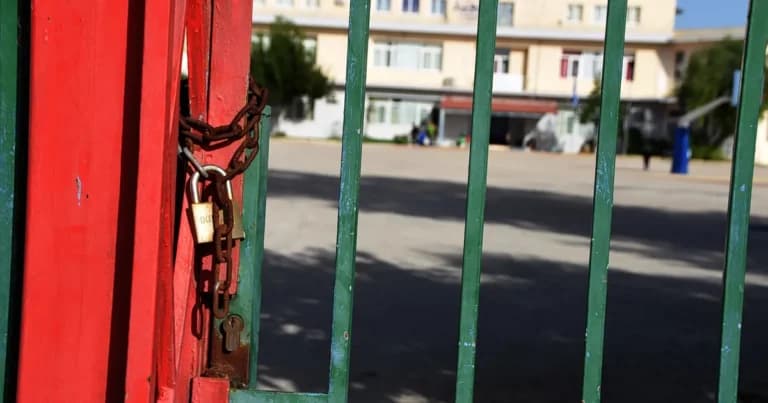Σχολικό συγκρότημα Γκράβα: Εκκένωση λόγω οσμής αερίου