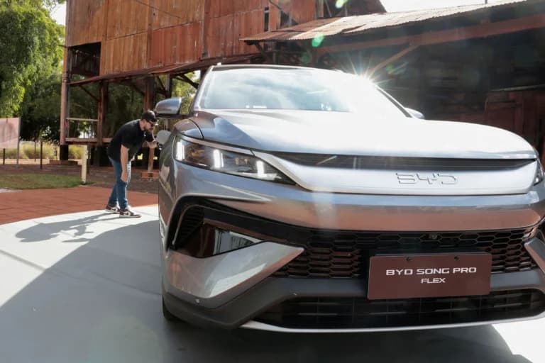 Βρετανία: Δασμοί έως 45% σε κινεζικά EV