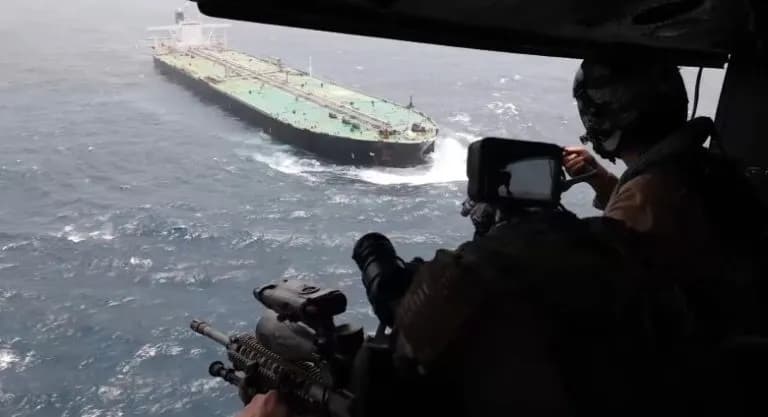 Οι ΗΠΑ εκτρέπουν 125 πλοία στον αποκλεισμό Ιράν