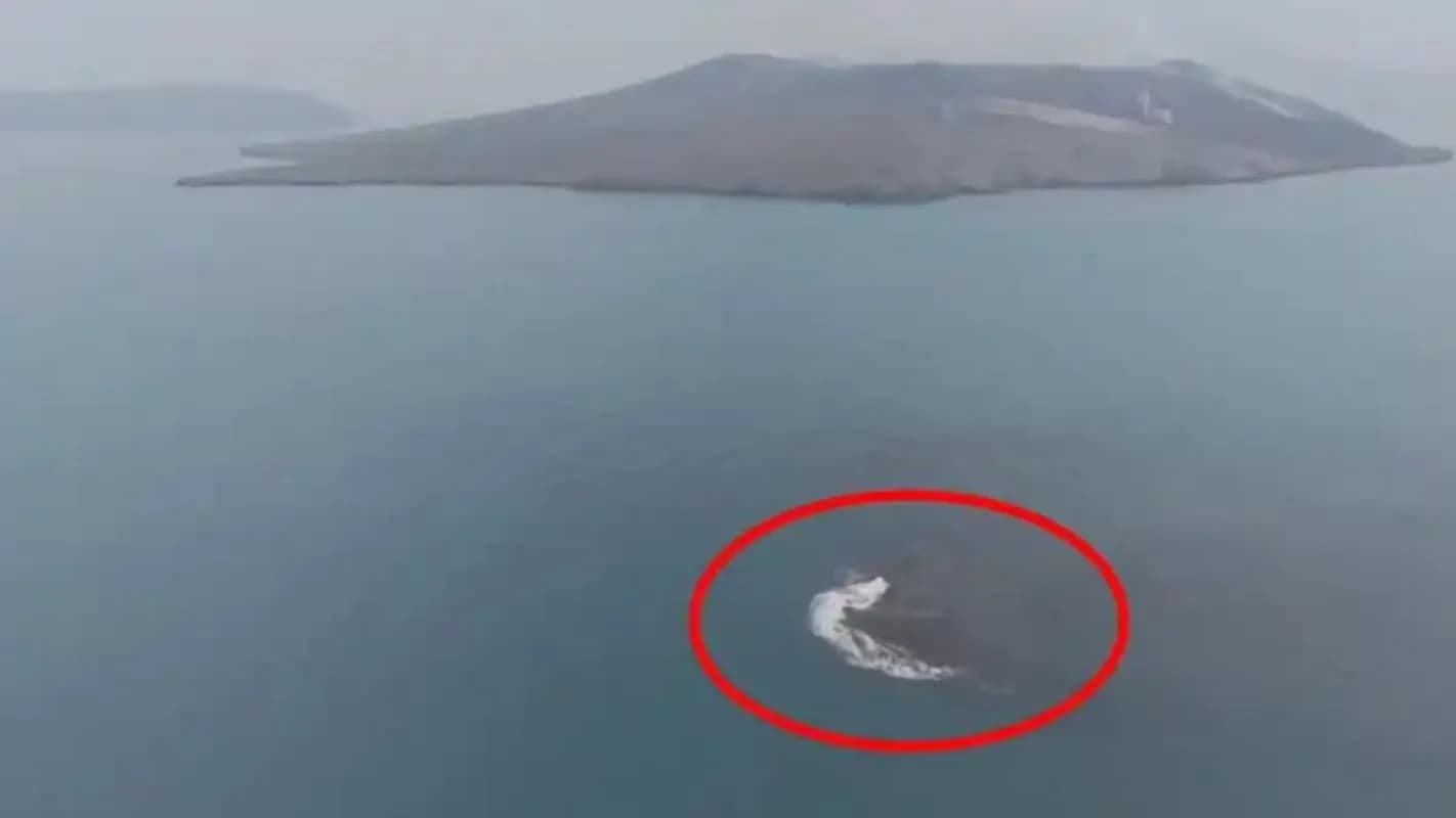 Νέα νησιά αναδύθηκαν κοντά στο ηφαίστειο Κρακατάου στην Ινδονησία