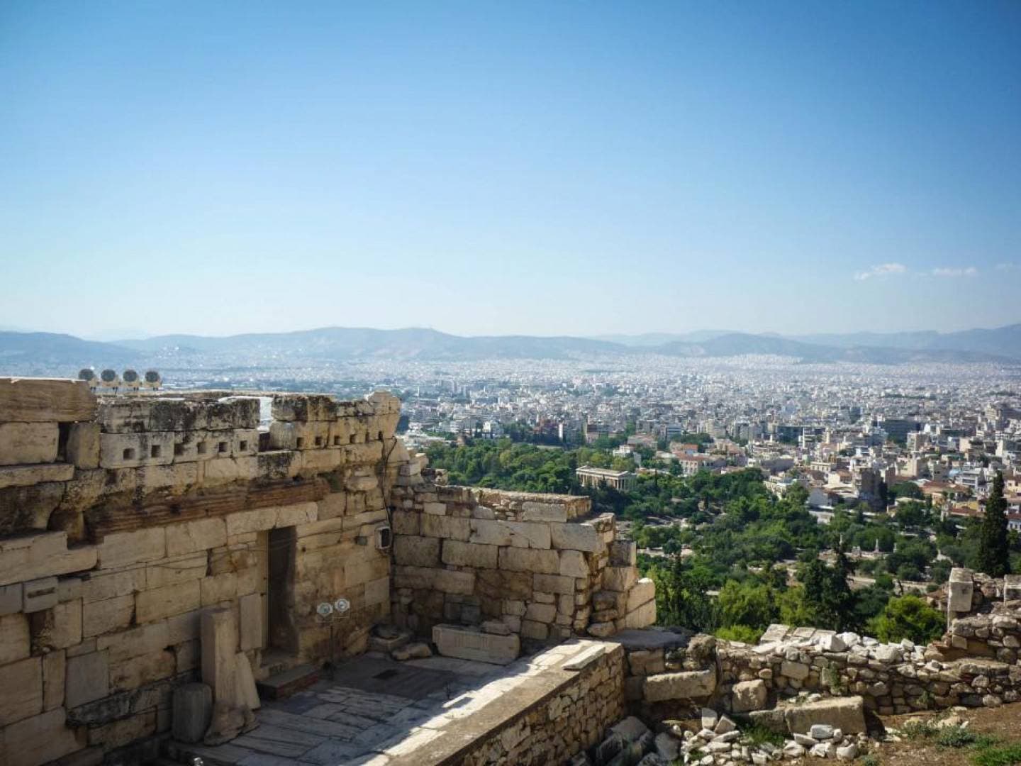 Η Αθήνα τον Σεπτέμβριο, όταν η πόλη ξαναβρίσκει τον ρυθμό της