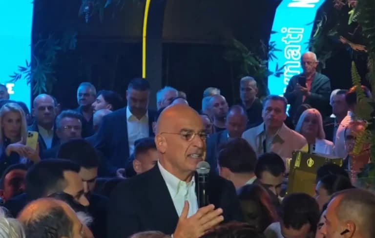 Ο Δένδιας στέλνει μήνυμα ενότητας στη ΝΔ από τον Άλιμο