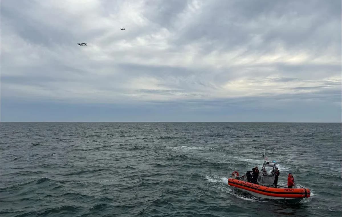Σταμάτησε η έρευνα για το αεροσκάφος-ασθενοφόρο στο Ναντάκετ