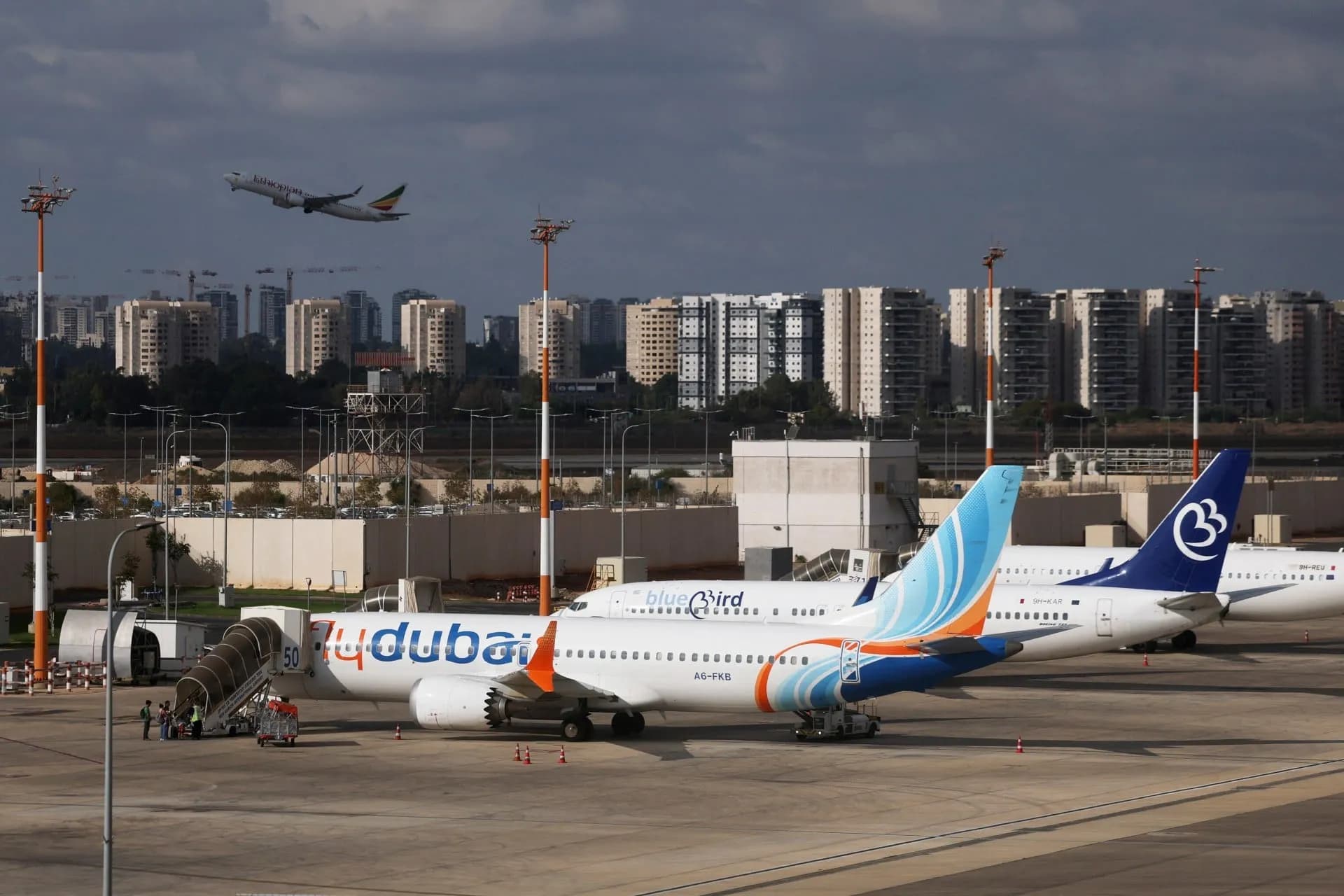 Boeing 737 MAX της FlyDubai βούτηξε 92 δευτερόλεπτα