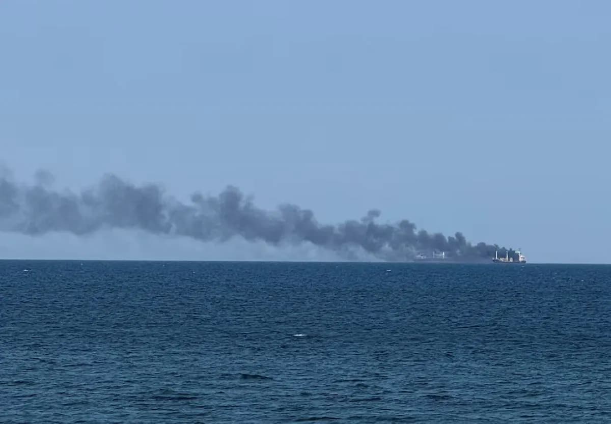 Ρωσικό πλήγμα σε εμπορικό πλοίο στο λιμάνι της Οδησσού